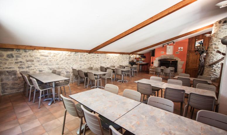 Auvergne Rhône Alpes - Salle de restaurant